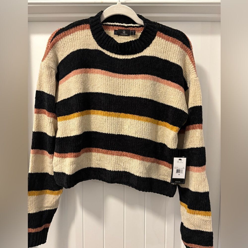 Volcom Madame Shady NWT Cropped Sweater Size Medium